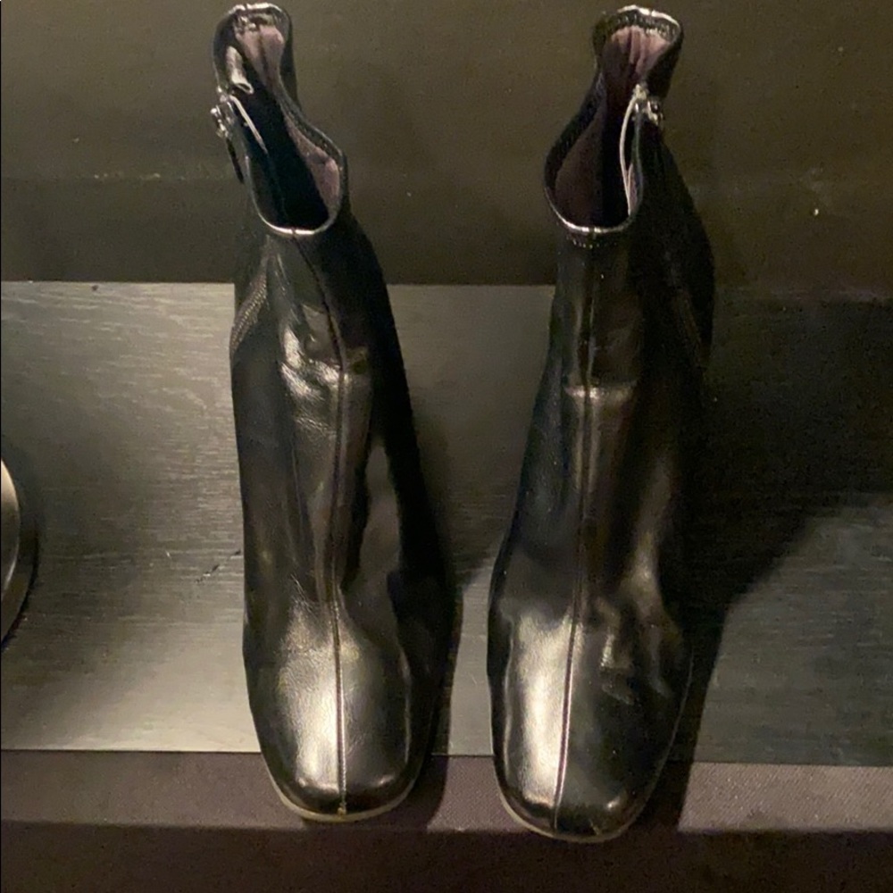 Blank Ankle boots